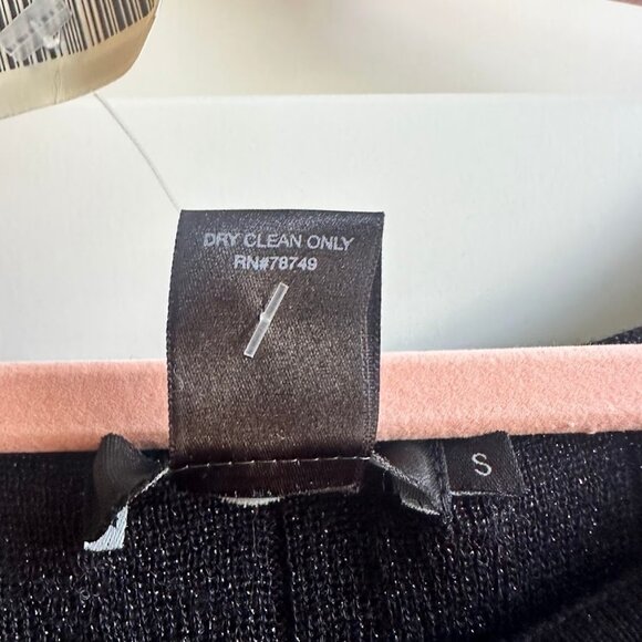 Arden B off the shoulder pleated knit lurex top in black & silver size small NWT - Picture 11 of 11